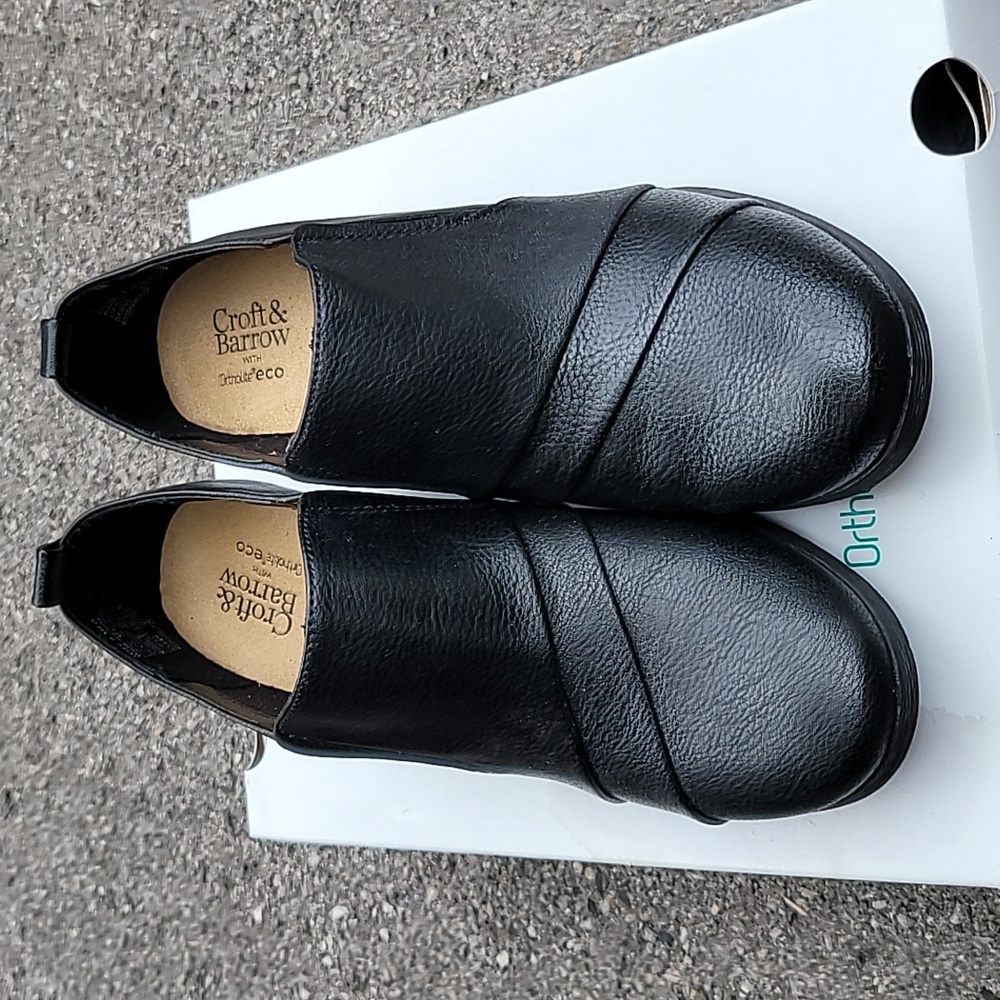 Women's shoes